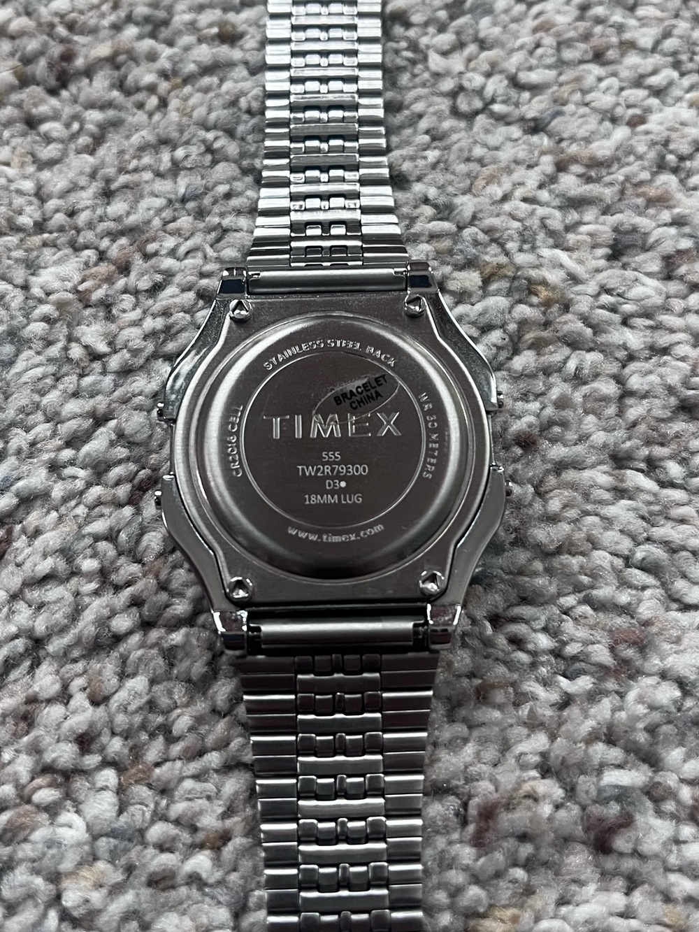 Timex T80 34mm Stainless Steel Bracelet - Picture 4 of 7